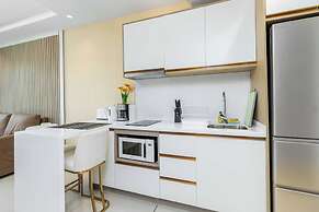 City1BR Condo Pool Gym C261