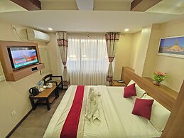 Hotel Maheshwor