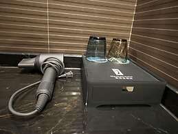 M Man Hotel