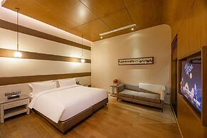 M Man Hotel