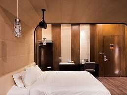 M Man Hotel