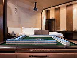M Man Hotel