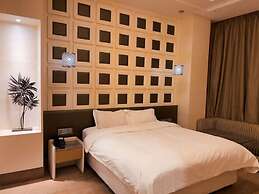 M Man Hotel