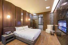 M Man Hotel
