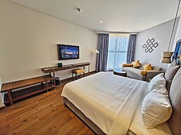 Mandala Coast Luxury Hotel