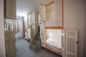 Lebanon Hostel