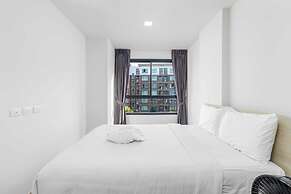 2BR Condo Pool and Full Gym C262