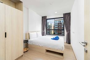 2BR Condo Pool and Full Gym C262