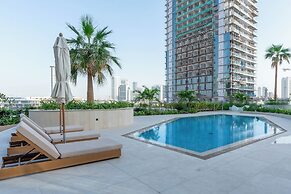 Skyline Luxury Apartment - Private Pool