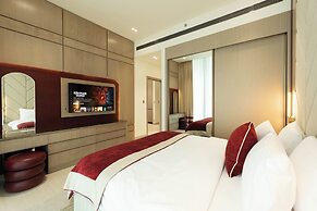 Skyline Luxury Apartment - Private Pool