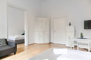 Stylish Modern 2BR Near Vienna AKH
