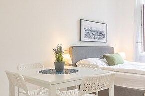 Stylish Modern 2BR Near Vienna AKH