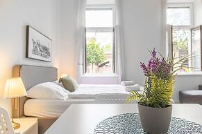 Stylish Modern 2BR Near Vienna AKH