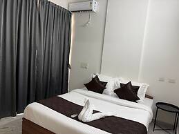 Aishwarya Apartment