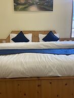 Royal Pearl Inn