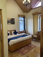 Royal Pearl Inn
