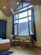 Royal Pearl Inn