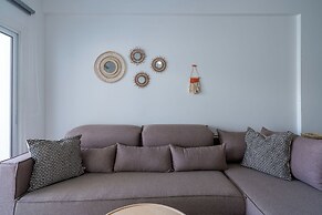 Citrus 3-BR Apt. & Balcony in Larnaca