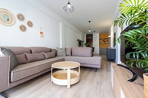 Citrus 3-BR Apt. & Balcony in Larnaca