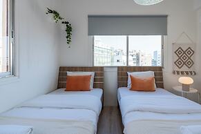 Citrus 3-BR Apt. & Balcony in Larnaca