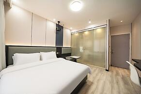 The Jido Shanghai Waterfront Hotel