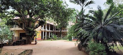 Sujatha Tourist Rest