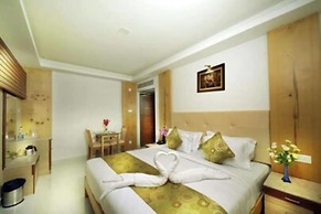 Hotel Mahis Gateway