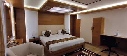 Hotel Mahis Gateway