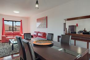 Andrade's Villa by HRM