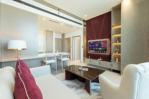 Exclusive High-Floor Apartment