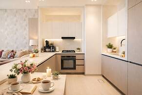 Exclusive High-Floor Apartment
