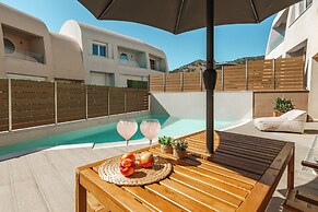 Tortuga Luxury Villas