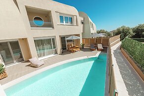 Tortuga Luxury Villas