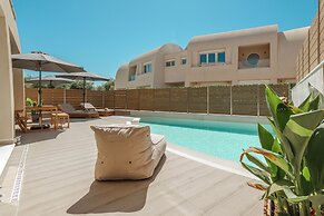 Tortuga Luxury Villas