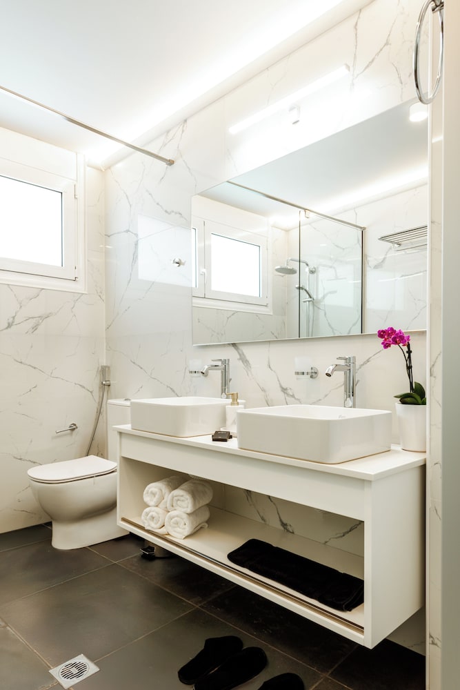 Tortuga Luxury Villas
