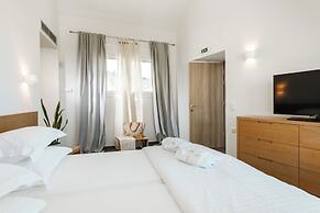 Tortuga Luxury Villas
