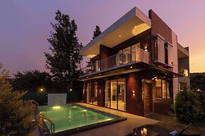 Brick and beam