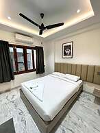 Aishwarya Apartments