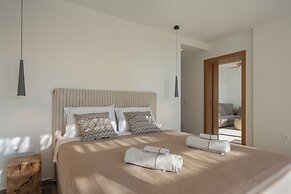 Avera Luxury Private Villas