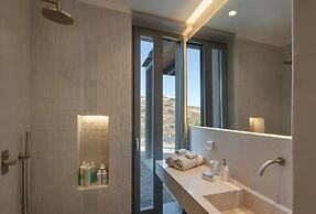 Avera Luxury Private Villas