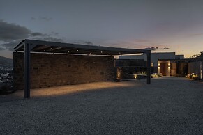 Avera Luxury Private Villas
