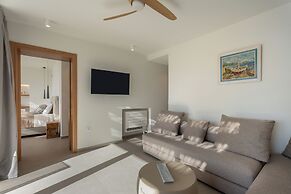 Avera Luxury Private Villas