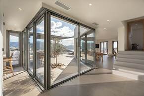 Avera Luxury Private Villas