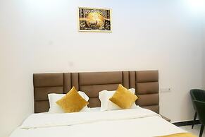 Royal Awadh Inn