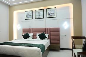 Royal Awadh Inn