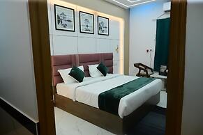 Royal Awadh Inn