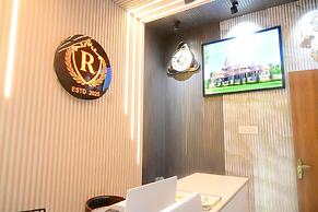 Royal Awadh Inn