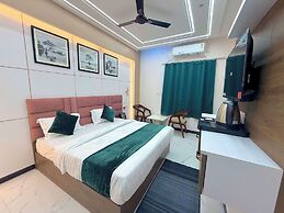 Royal Awadh Inn