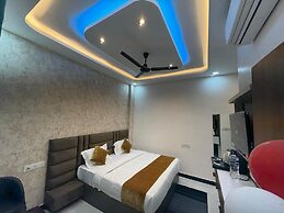 Royal Awadh Inn