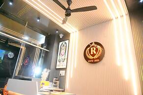 Royal Awadh Inn